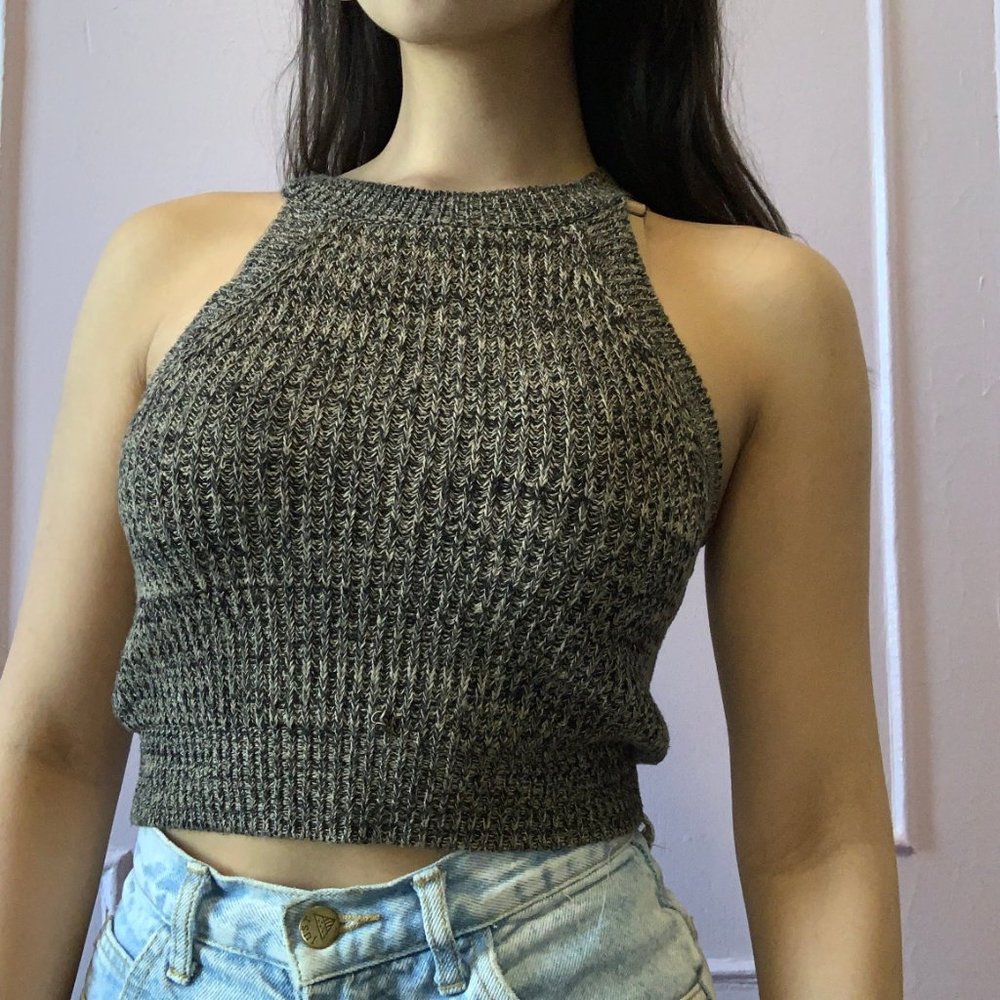 Forever 21 Black and Tan Knitted Crop Top